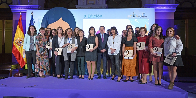 Las mujeres rurales reivindican su valor en la entrega de los X Premios de Excelencia a la Innovacin para Mujeres Rurales 2019