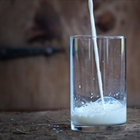 Unin de Uniones pide un etiquetado de la leche claro en origen de produccin y envasado