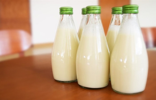 El Gobierno obligar a revisar precio de leche cuando suban costes de...