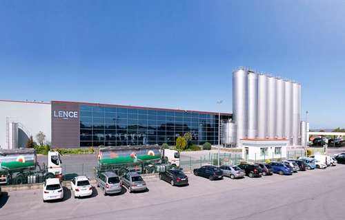Grupo Lence dice que si vendiese su empresa el sector lcteo gallego...