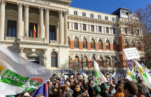 ASAJA, COAG y UPA mantienen los actos de protesta en Madrid el prximo...