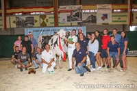 Foto de grupo con la Vaca Gran Campeona