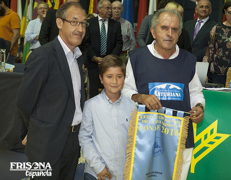1� Secci�n 24� - Mejor Criador: Ganader�a Badiola (Asturias)