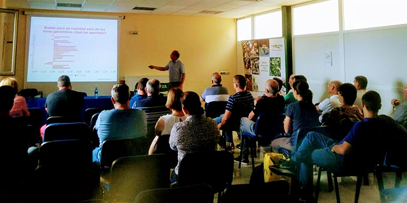 Doble jornada de formacin sobre genmica para ASCOLAF y la cooperativa Campoastur