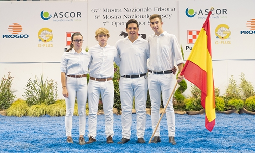 Cuatro jvenes espaoles participaron en el 7 Open Junior Show...