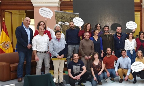 Nace la coalicin "Por otra PAC" para defender una poltica agraria...