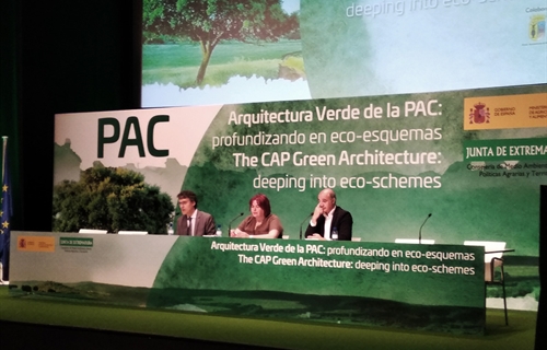 España pide más "ambición ambiental" en la nueva PAC y Portugal...