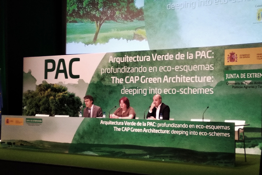 España pide más "ambición ambiental" en la nueva PAC y Portugal...