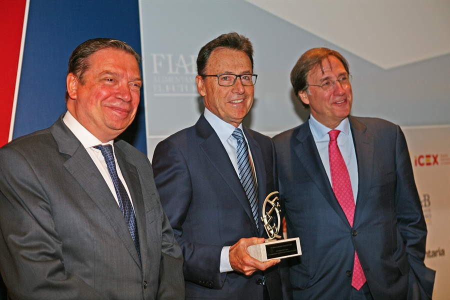 FIAB distingue a Arias Caete, Matas Prats y Javier Robles como...