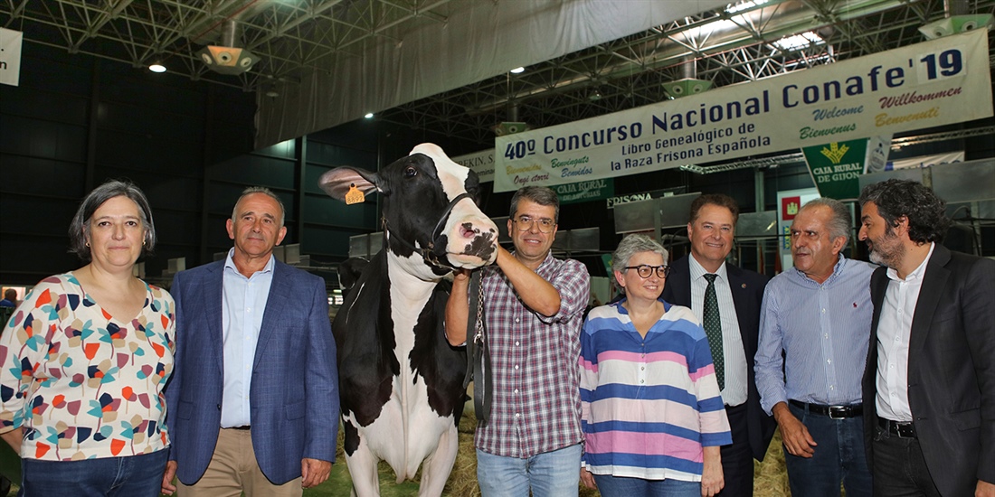 El consejero de Asturias inaugura Agropec 2019, marco del 40 Concurso...