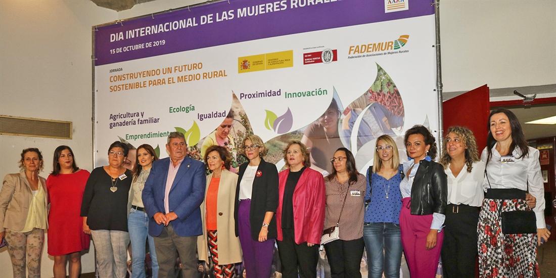 Las mujeres de FADEMUR reivindican 11 medidas por la igualdad y contra...