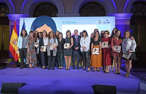 Las mujeres rurales reivindican su valor en la entrega de los X Premios...