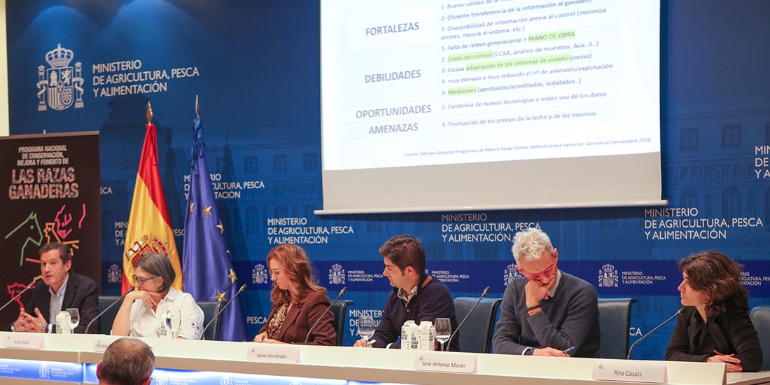 CONAFE participa en la Jornada sobre el control del rendimiento lechero...