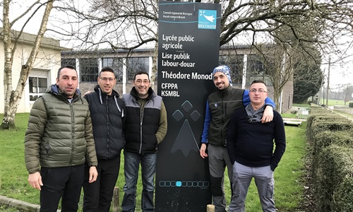 Reciclaje y unificacin de criterios en Francia de los formadores...