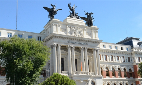 El MAPA explica cmo afecta el Estado de Alarma al sector ganadero y...