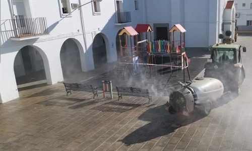 Cientos de agricultores y ganaderos estn sacando sus tractores para la...