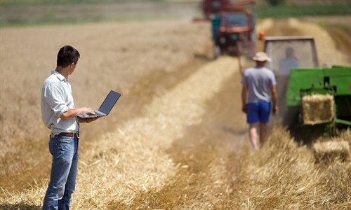 Los ingenieros agrnomos consideran de imperiosa necesidad disponer...