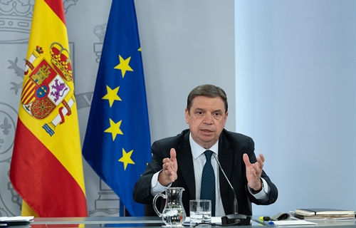 Luis Planas: "El Gobierno cumple el objetivo de mantener el presupuesto...
