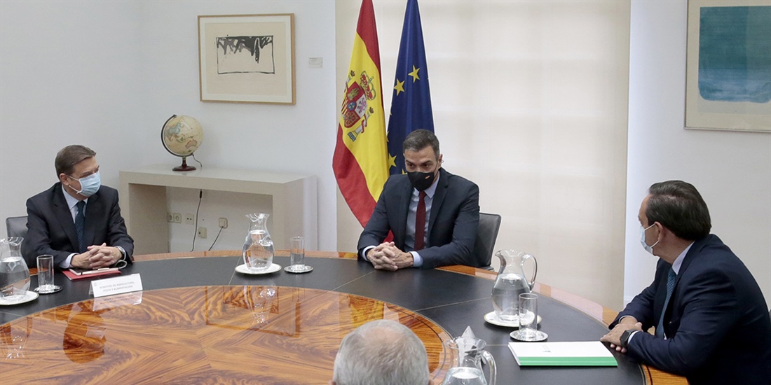 Pedro S�nchez analiza las oportunidades de la nueva PAC para Espa�a con...