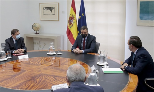 Pedro Snchez analiza las oportunidades de la nueva PAC para Espaa con...