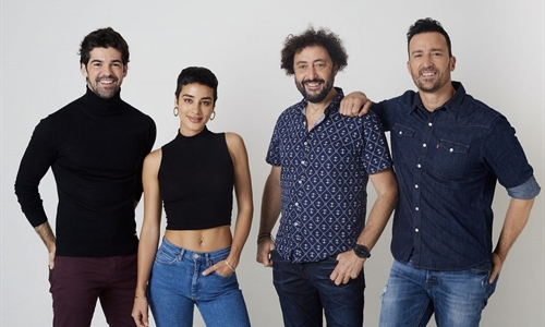 Se inicia el rodaje de la pelcula "Dos vacas y una burra", una comedia...