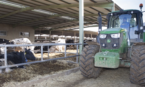 PIB agrcola retoma valores negativos al caer un 1,2% en el tercer...