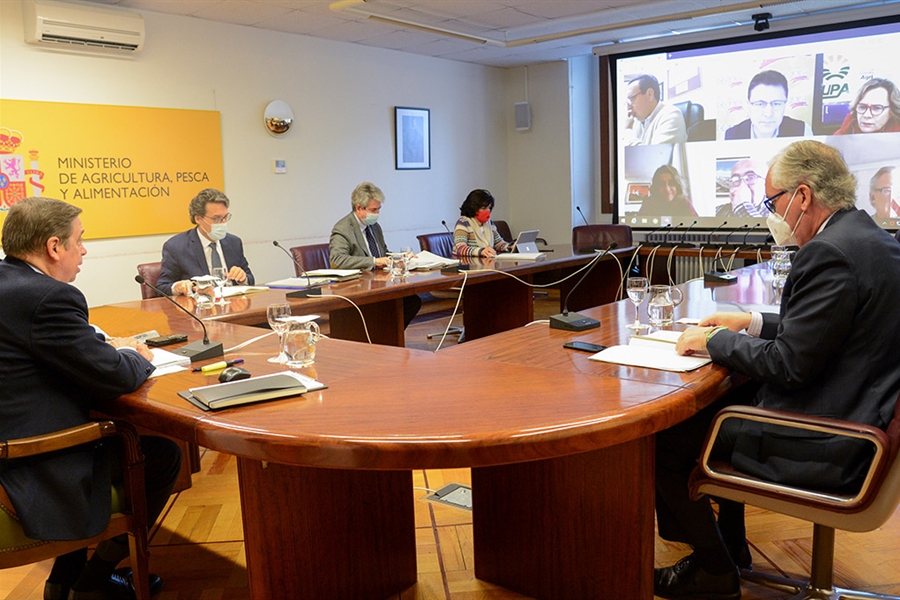 Luis Planas: "La rebaja de mdulos IRPF 2020 beneficiar a todos los...