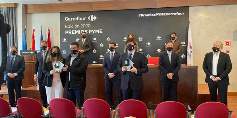 Carrefour premia a Lcteos Avils (Lactavisa) como mejor pyme agroalimentaria de Asturias