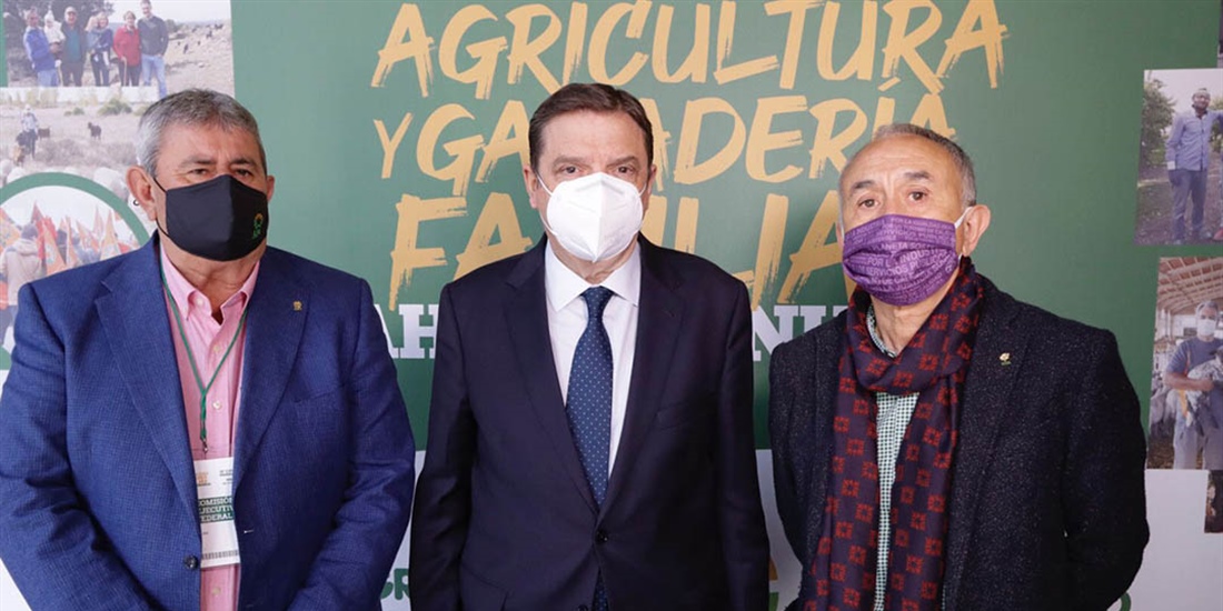 Luis Planas: La agricultura familiar y profesional ser el centro del...