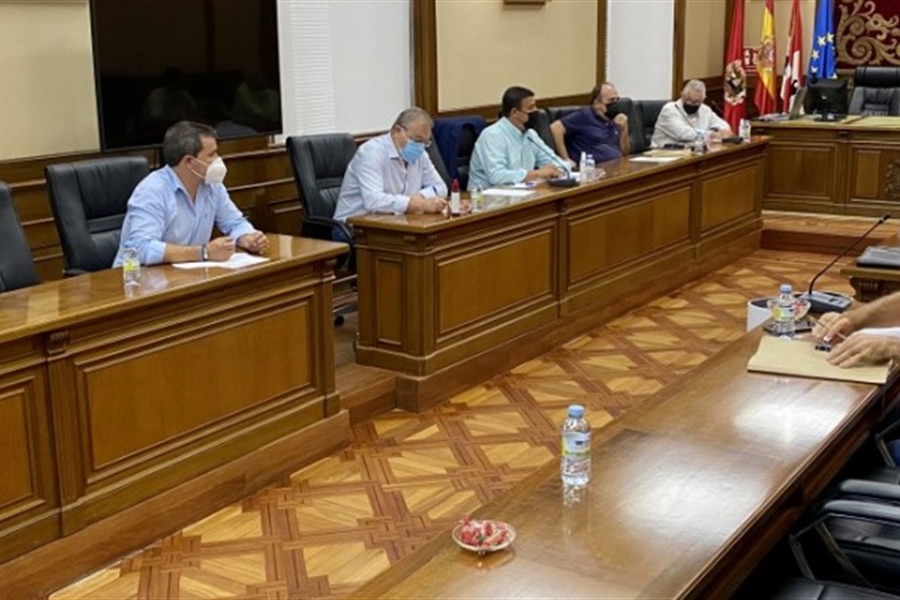La Diputación de Ávila destinará 200.000 euros a compra y transporte de...