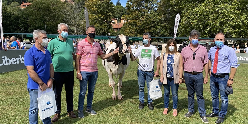 Llinde Nika Beemer (SAT Ceceo), Gran Campeona del 85 Concurso de Raza Frisona de Comillas