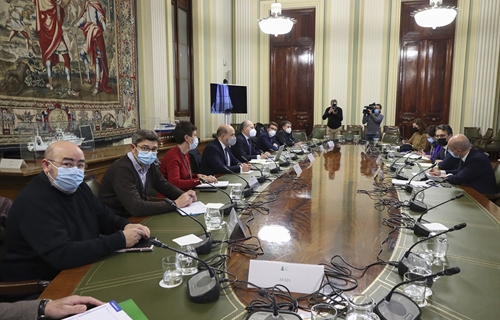 Reunin de los agentes del sector lcteo en el Ministerio de Agricultura