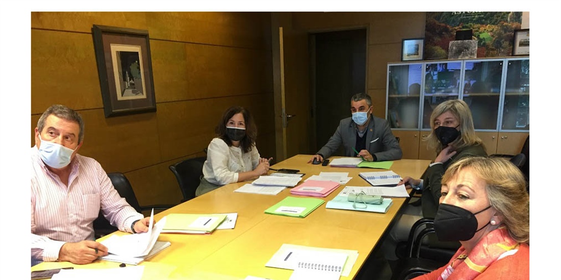 Asturias crea mesas sectoriales de carne y leche para apoyar al sector...