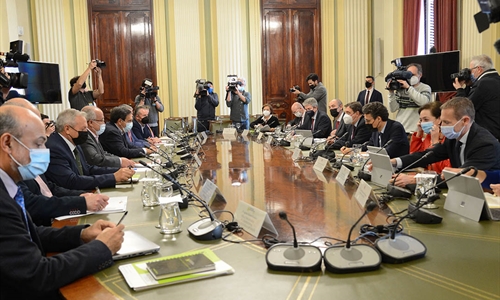 Planas consensuar con organizaciones agrarias, cooperativas y...