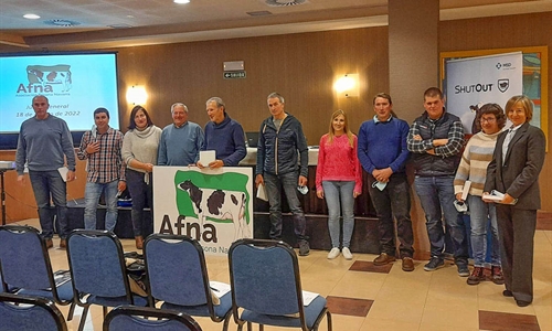 AFNA homenajea a seis trabajadores que llevan ms de 25 aos en la...