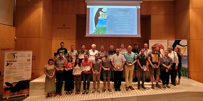 Los 17 Premios Vaca de Oro de FEFRIC distinguen a las 20 mejores granjas catalanas de vacuno lechero