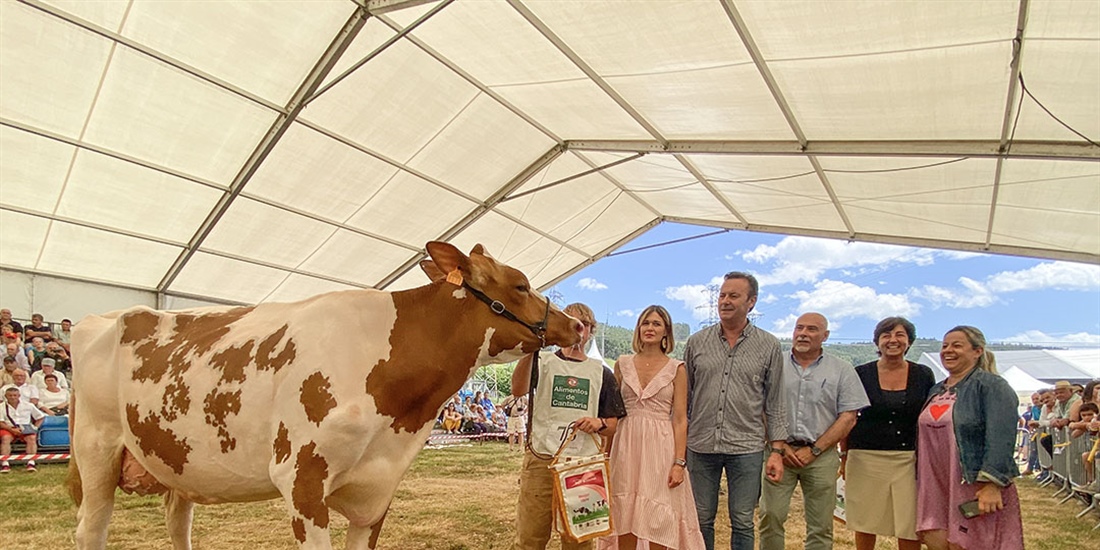 Llera Jordy Oscar Roja ET (Llera Her), Vaca Gran Campeona de Renedo 2022