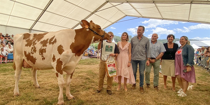 Llera Jordy Oscar Roja ET (Llera Her), Vaca Gran Campeona de Renedo 2022