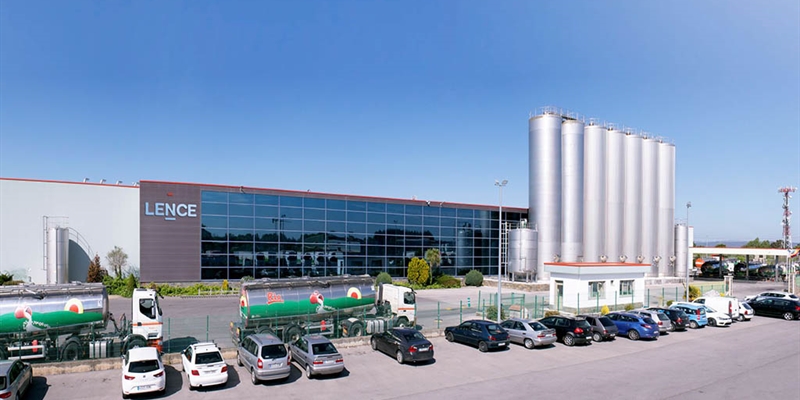 Grupo Lence dice que si vendiese su empresa el sector lcteo gallego ira a manos forneas