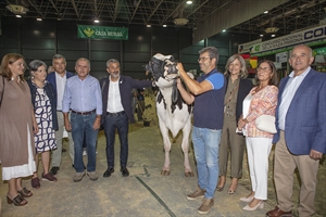 El consejero de Asturias inaugura Agropec 2022, marco del 42º Concurso Nacional CONAFE de la Raza Frisona