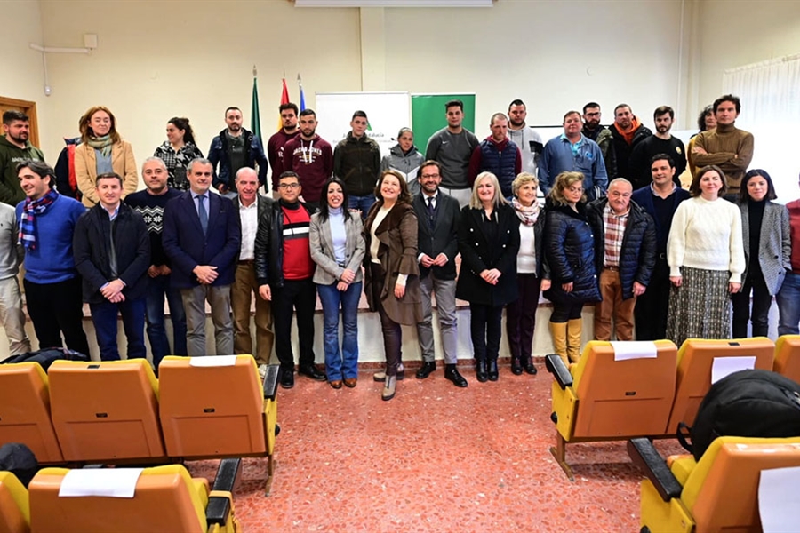 Andaluca destaca el carcter ambiental de la ganadera extensiva y su...