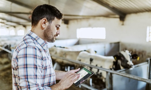 FarmTrace y UNIFORM-Agri se asocian para compartir datos de granjas
