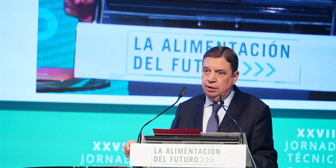 Luis Planas resalta la necesidad de contar con una cadena alimentaria...
