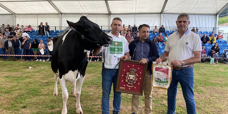 Llinde Wally Golddust, Vaca Gran Campeona de Renedo 2023