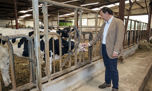 Cantabria trabaja en un nuevo programa de relevo generacional para el...