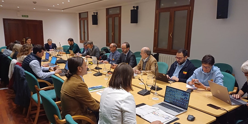 Reuni�n de la mesa sectorial del vacuno de leche presidida por el MAPA