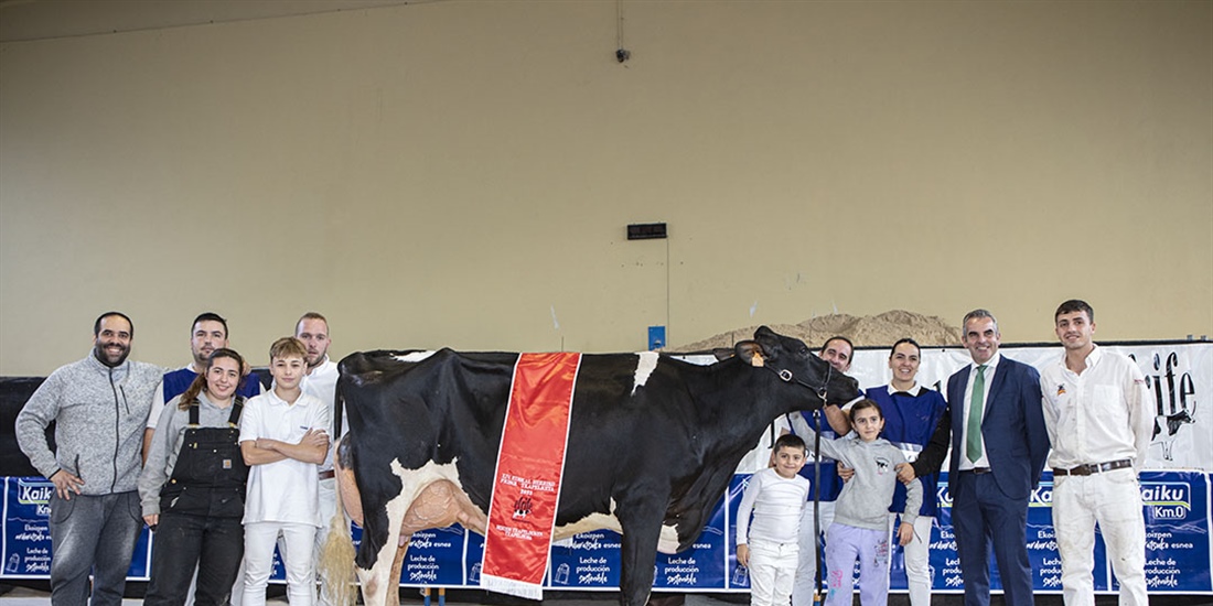 Casa Nueva Unstopabull Reyna ET, Vaca Gran Campeona de Euskal Herria 2023