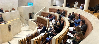 El Parlamento cntabro reprueba al consejero de Ganadera, Pablo Palencia (PP), por no abonar el anticipo de la PAC a los ganaderos de la regin