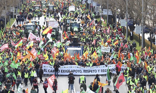 30.000 personas alzan su voz en Madrid por el futuro del campo
