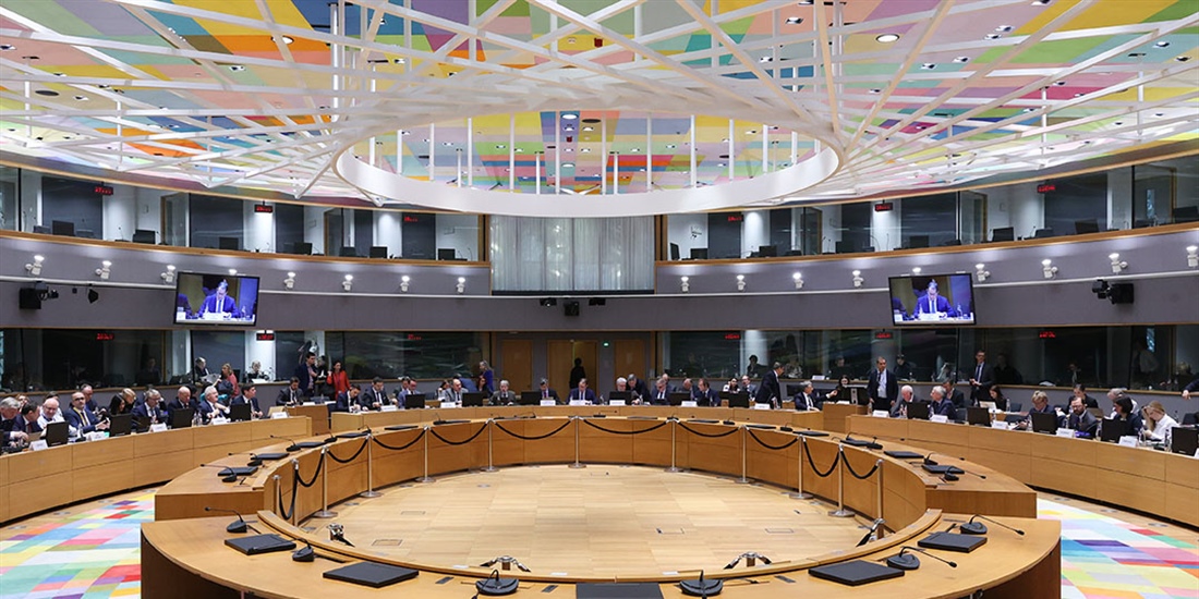 Los ministros de la Uni�n Europea piden "r�pidamente" m�s medidas para...